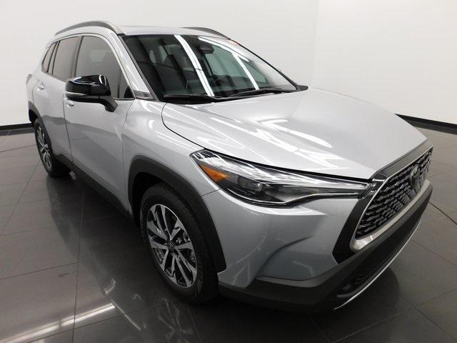 used 2025 Toyota Corolla Cross car, priced at $30,995