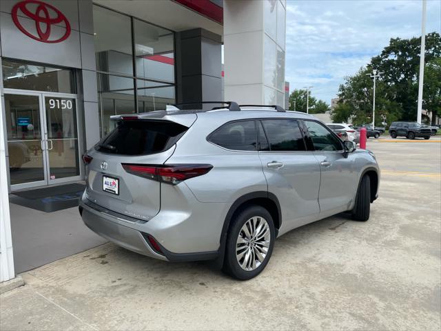 new 2025 Toyota Highlander car, priced at $54,915