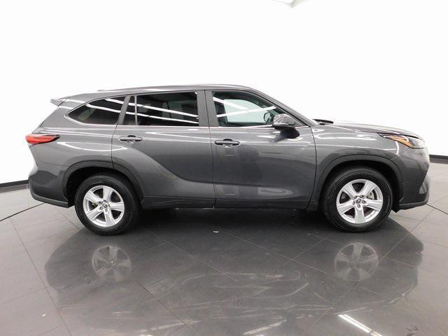 used 2023 Toyota Highlander car, priced at $32,995