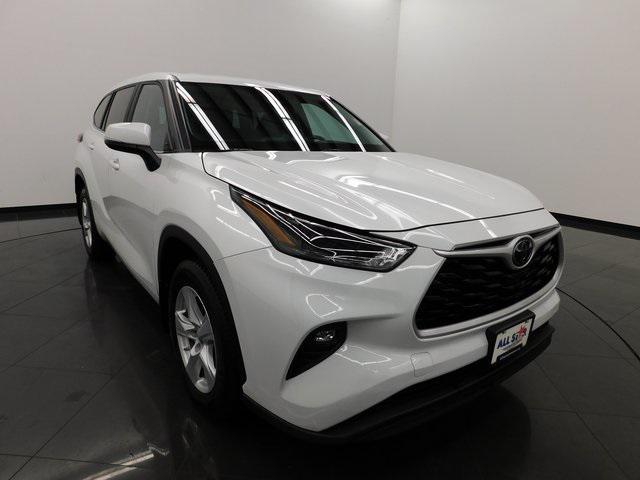 used 2023 Toyota Highlander car, priced at $32,495