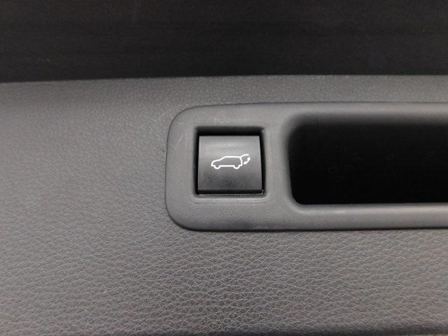 used 2023 Toyota Highlander car, priced at $38,495