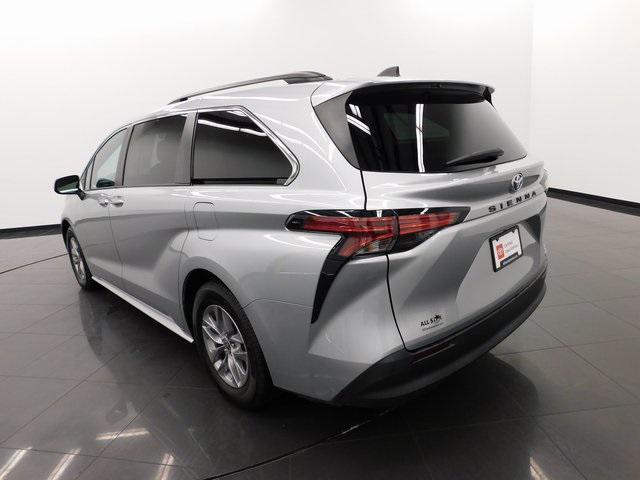 used 2022 Toyota Sienna car, priced at $36,495