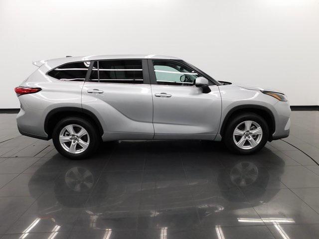 used 2023 Toyota Highlander car, priced at $34,395