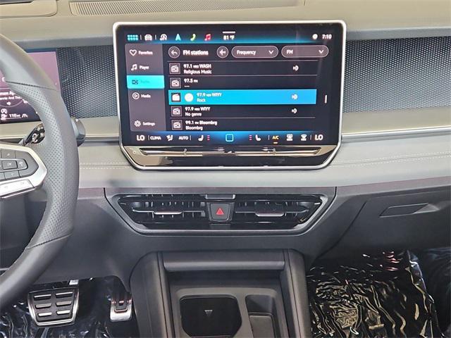 new 2025 Volkswagen Tiguan car, priced at $38,747