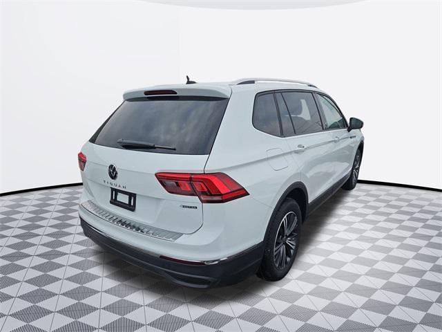 new 2024 Volkswagen Tiguan car, priced at $30,444