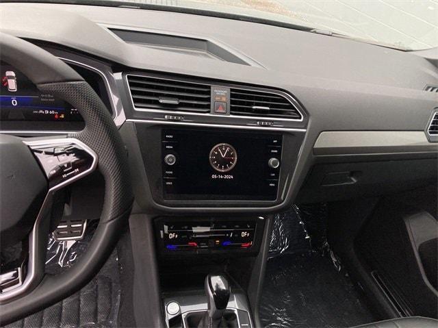 new 2024 Volkswagen Tiguan car, priced at $34,415
