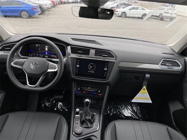 new 2024 Volkswagen Tiguan car, priced at $33,881
