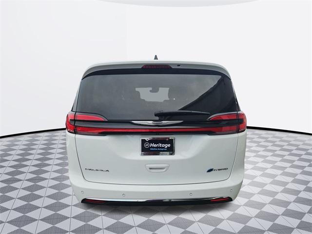 used 2023 Chrysler Pacifica Hybrid car, priced at $24,500