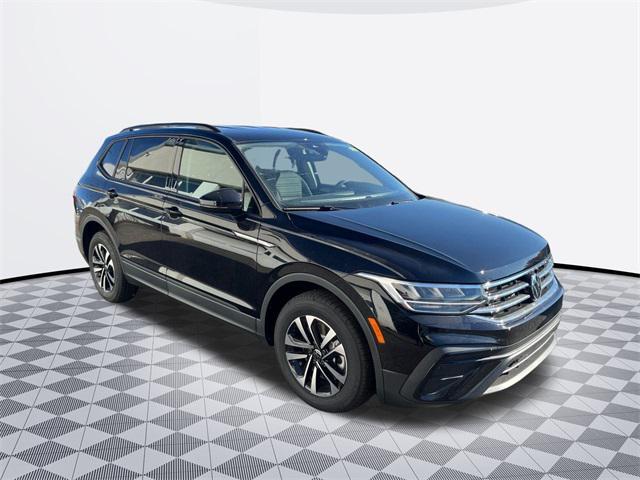 new 2024 Volkswagen Tiguan car, priced at $25,975