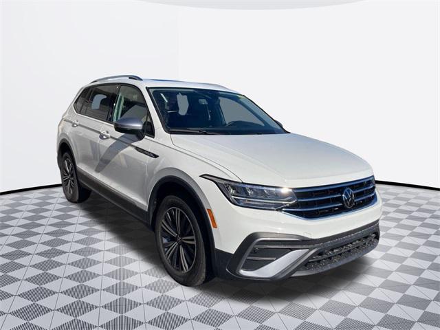 new 2024 Volkswagen Tiguan car, priced at $30,649