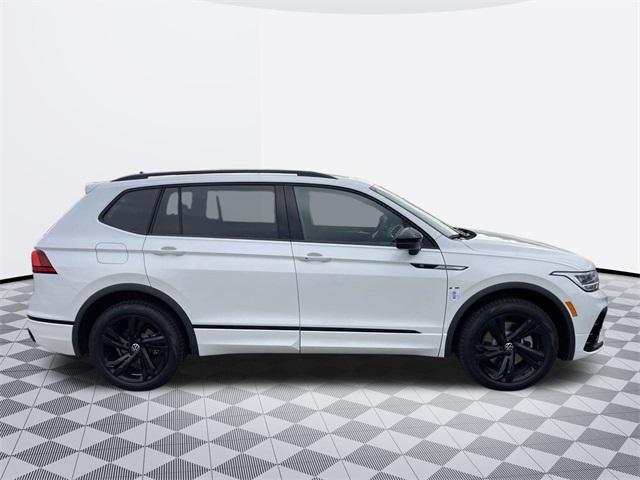 new 2024 Volkswagen Tiguan car, priced at $31,821