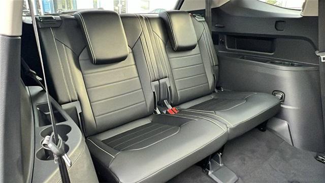 new 2025 Volkswagen Atlas car, priced at $43,954