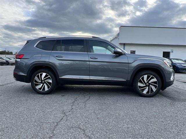 new 2025 Volkswagen Atlas car, priced at $43,954