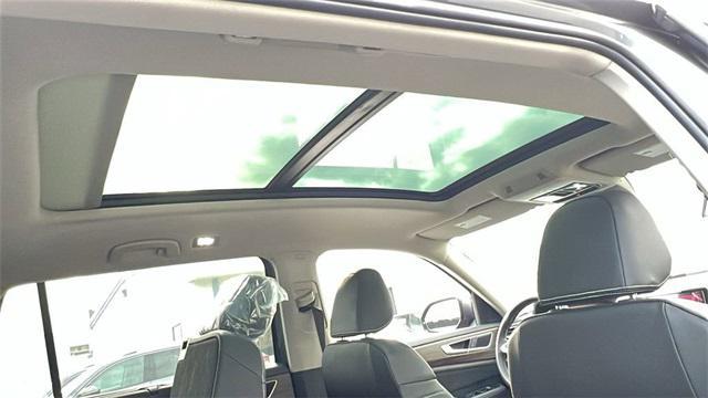 new 2025 Volkswagen Atlas car, priced at $43,954