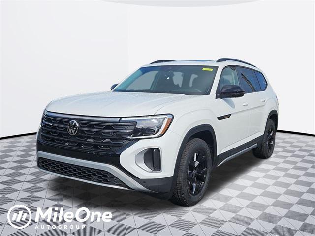 new 2025 Volkswagen Atlas car, priced at $43,584