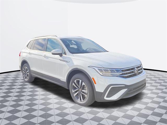 new 2024 Volkswagen Tiguan car, priced at $28,174