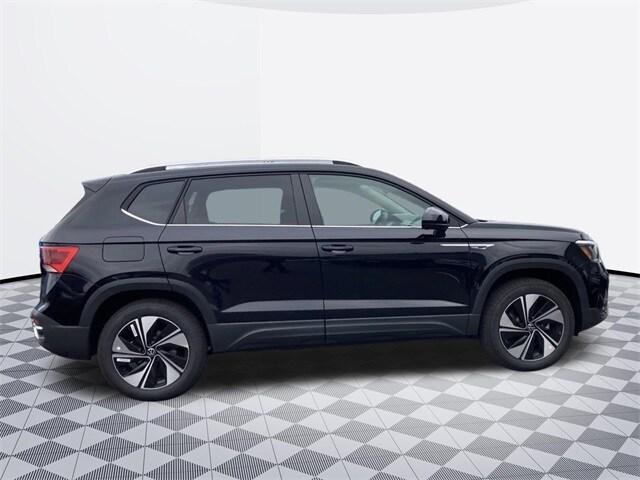 new 2024 Volkswagen Taos car