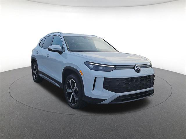 new 2025 Volkswagen Tiguan car, priced at $33,055