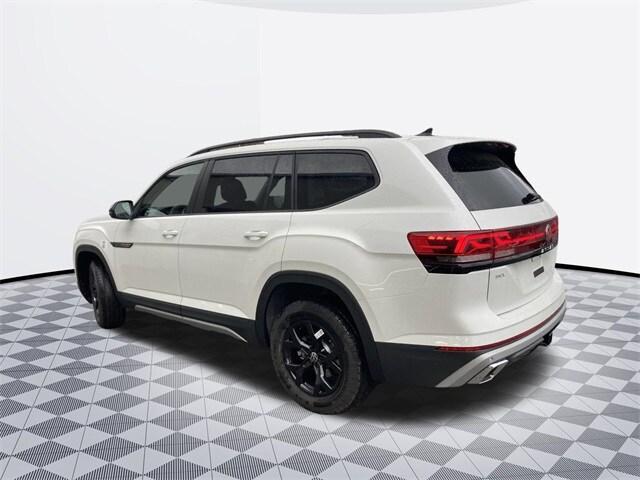 new 2024 Volkswagen Atlas car, priced at $48,630