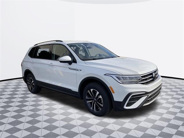 new 2024 Volkswagen Tiguan car, priced at $30,074