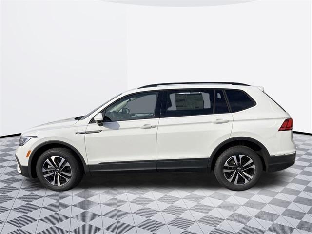 new 2024 Volkswagen Tiguan car, priced at $30,074