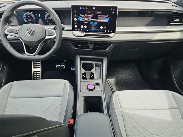 new 2025 Volkswagen Tiguan car, priced at $35,072