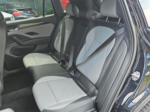 new 2025 Volkswagen Tiguan car, priced at $35,072