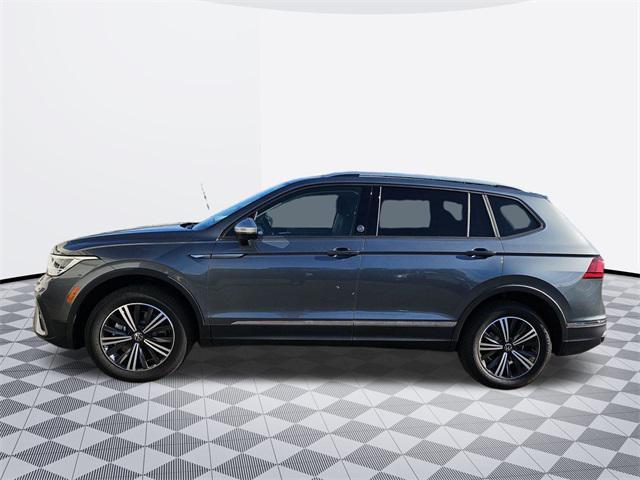 new 2024 Volkswagen Tiguan car, priced at $31,476