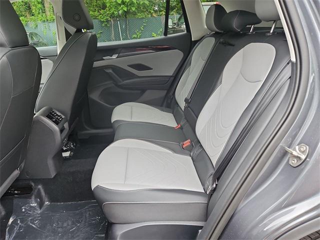 new 2025 Volkswagen Tiguan car, priced at $32,318