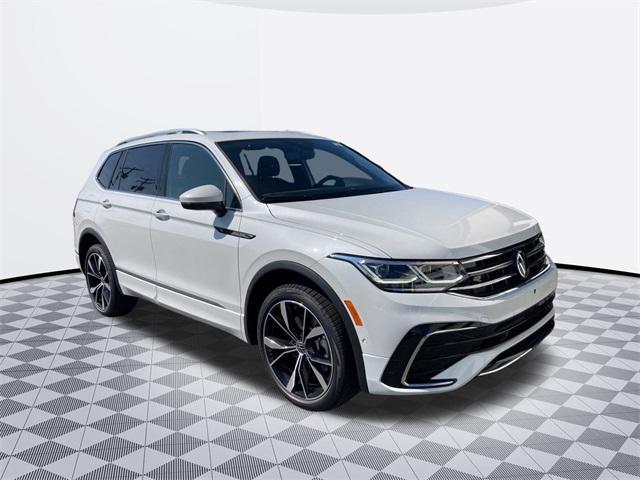 new 2024 Volkswagen Tiguan car, priced at $38,368