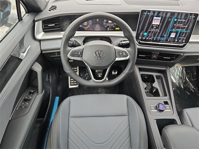new 2025 Volkswagen Tiguan car, priced at $37,832