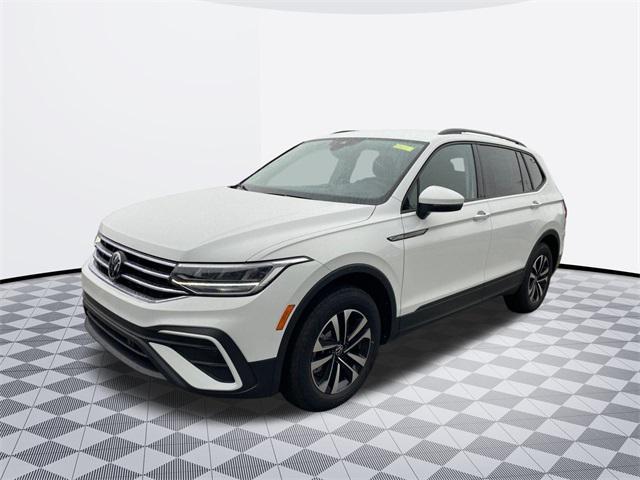 new 2024 Volkswagen Tiguan car, priced at $27,232