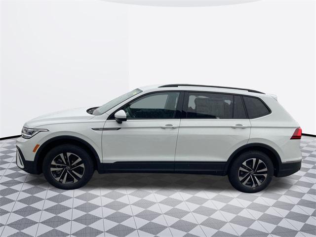 new 2024 Volkswagen Tiguan car, priced at $27,232