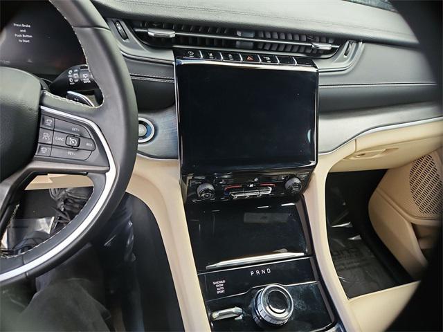 used 2024 Jeep Grand Cherokee car, priced at $33,000