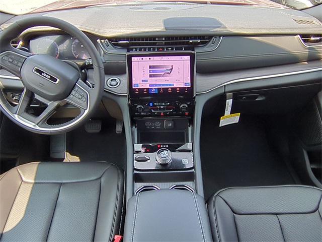 used 2025 Jeep Grand Cherokee car, priced at $37,588