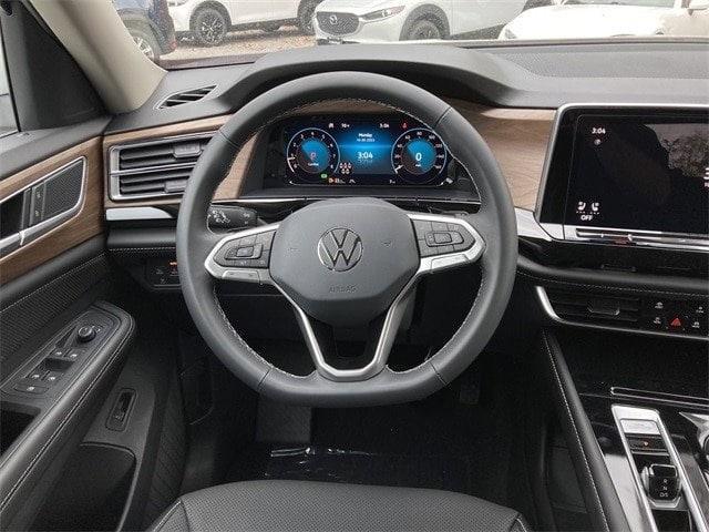 new 2024 Volkswagen Atlas car, priced at $42,553