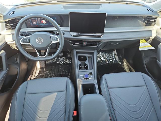 new 2025 Volkswagen Tiguan car, priced at $33,044