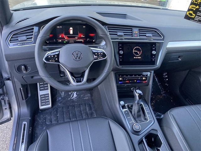 new 2024 Volkswagen Tiguan car, priced at $32,840