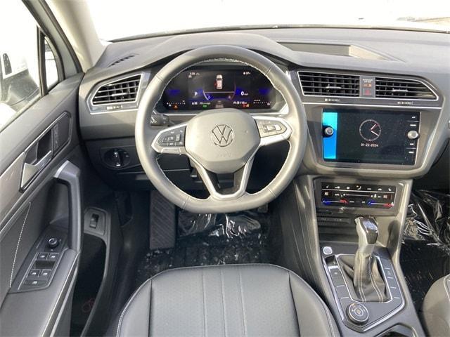 new 2024 Volkswagen Tiguan car, priced at $33,881