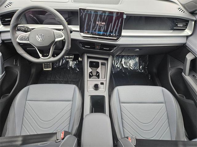 new 2025 Volkswagen Tiguan car, priced at $35,276