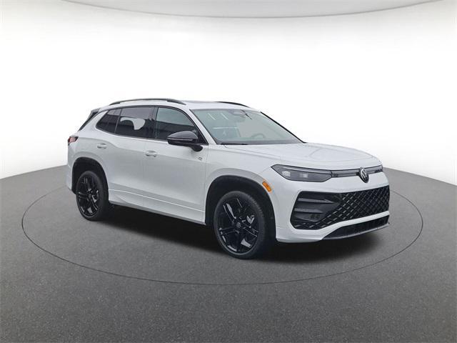 new 2025 Volkswagen Tiguan car, priced at $35,276