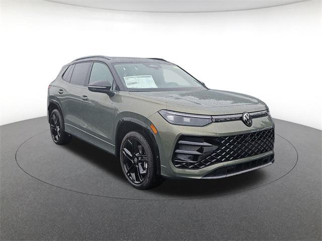new 2025 Volkswagen Tiguan car, priced at $36,662