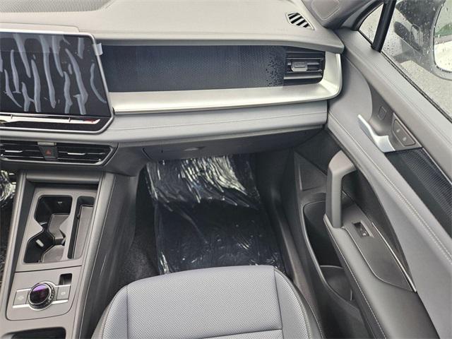 new 2025 Volkswagen Tiguan car, priced at $35,656