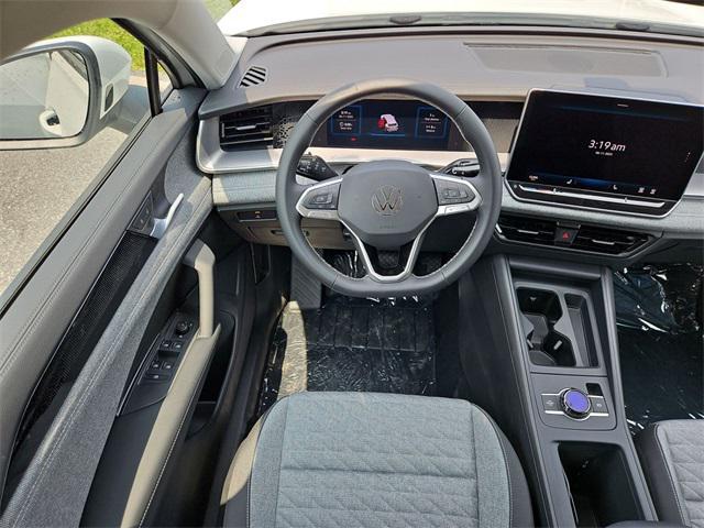 new 2025 Volkswagen Tiguan car, priced at $33,311