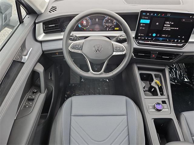 new 2025 Volkswagen Tiguan car, priced at $31,286