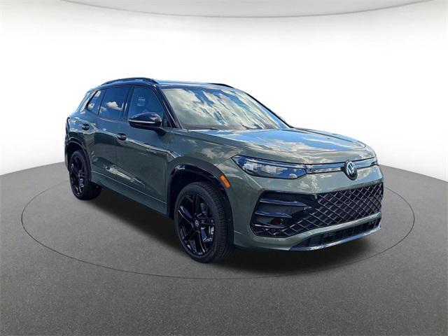 new 2025 Volkswagen Tiguan car, priced at $36,662