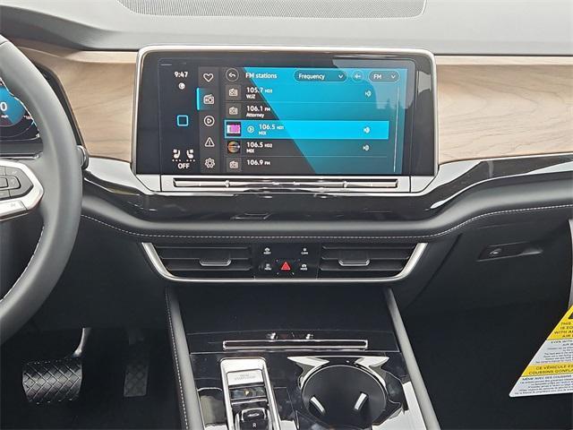 new 2025 Volkswagen Atlas car, priced at $43,148