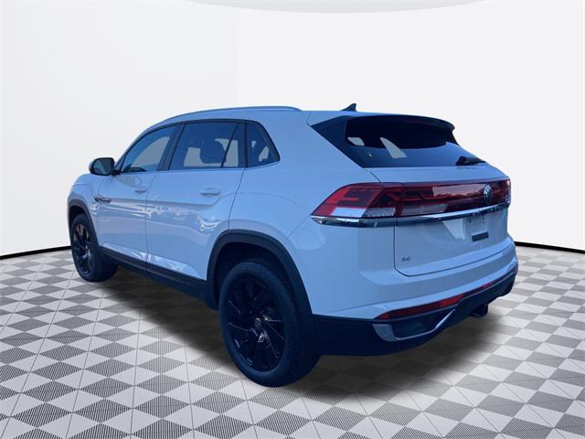 new 2024 Volkswagen Atlas Cross Sport car