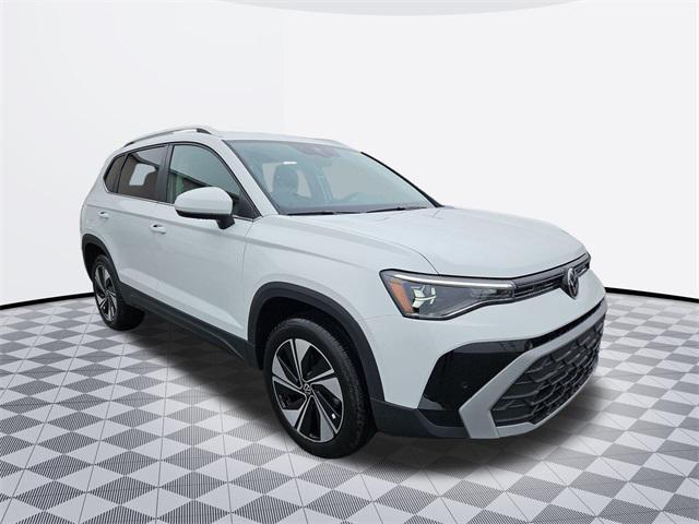 new 2025 Volkswagen Taos car, priced at $31,344