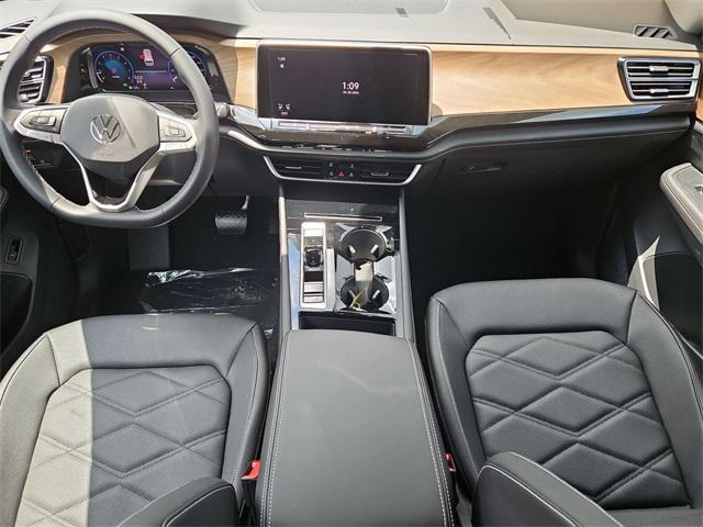 new 2025 Volkswagen Atlas car, priced at $43,148